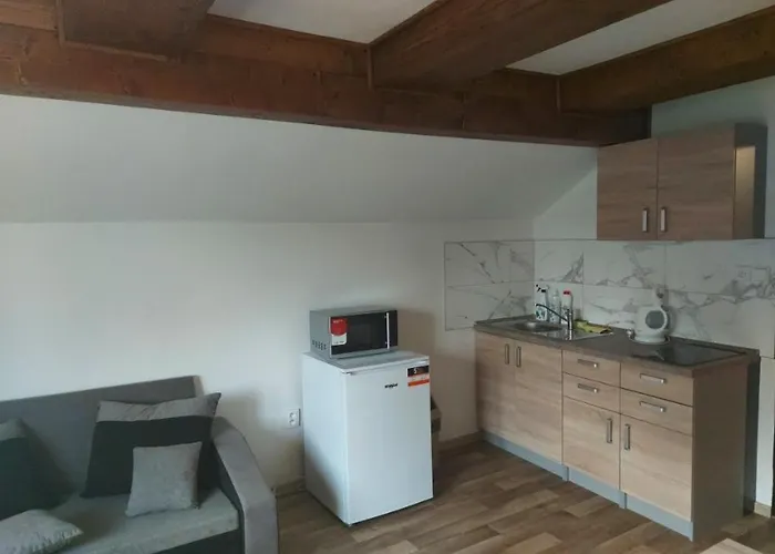 Konukevi Na Certovce 3*